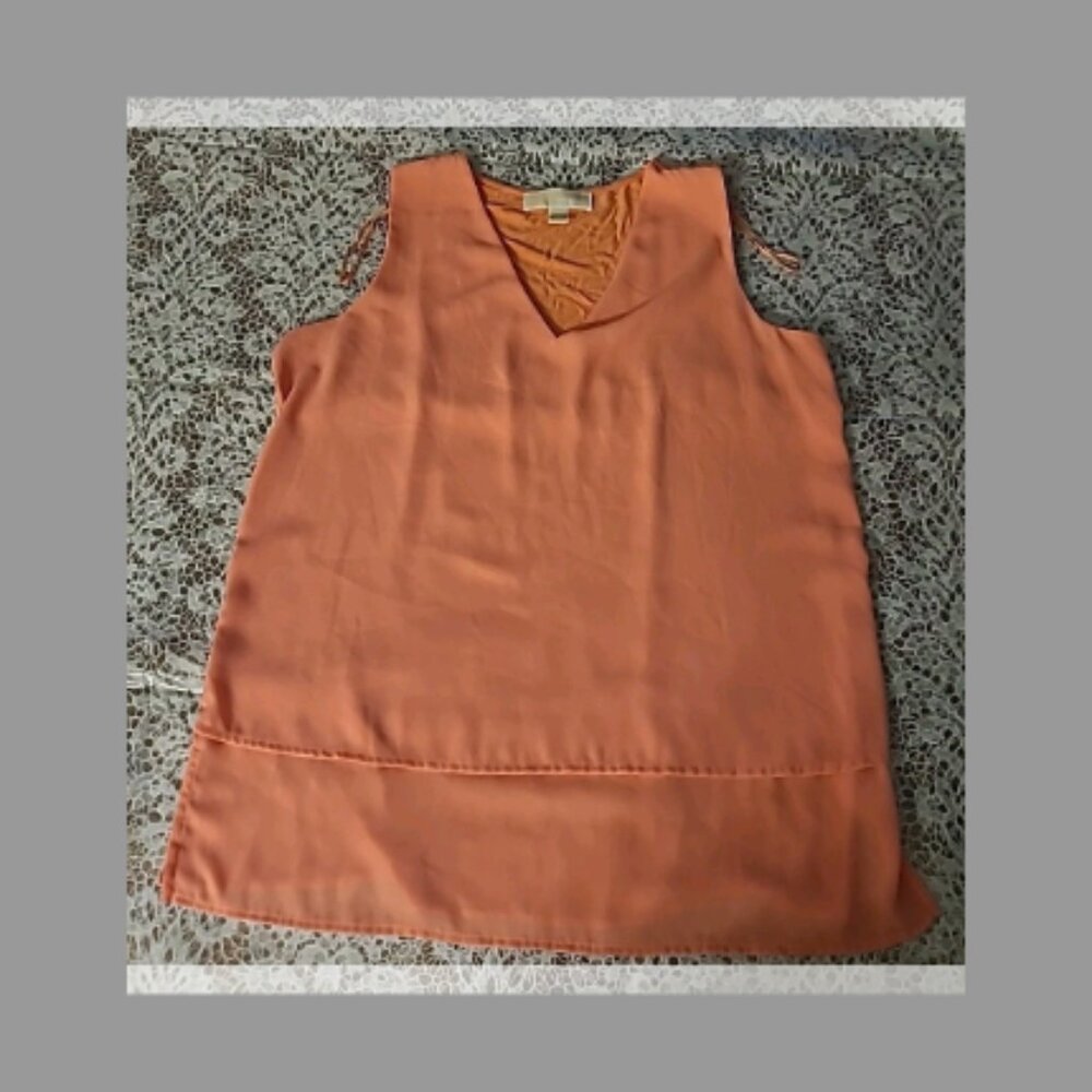 Michael Kors Blouse Top Women's Medium Coral Pink Layered Lightweight Flowy Cute